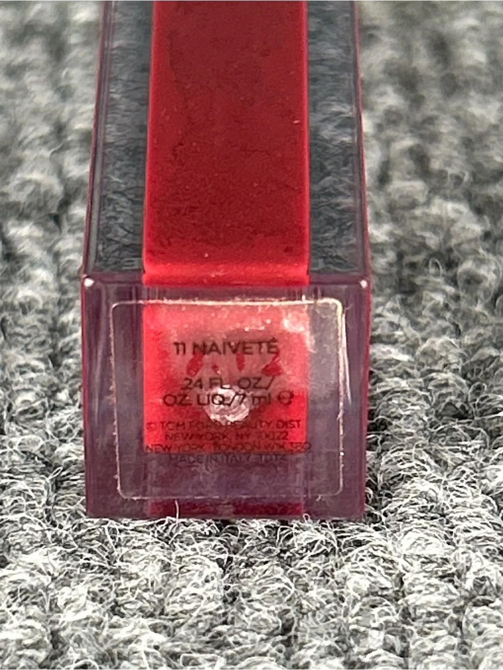 TOM FORD Ultra Shine Lip Gloss in #11 NAIVETTE 💋 .24fl oz NWOB Red Shine Bold